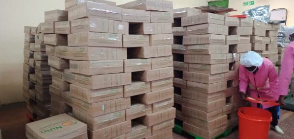 Go Africa® Raw Macadamia Nuts (Vacuum sealed foiled) 11.34kg / 25lbs (Sold Per MT) - Image 3